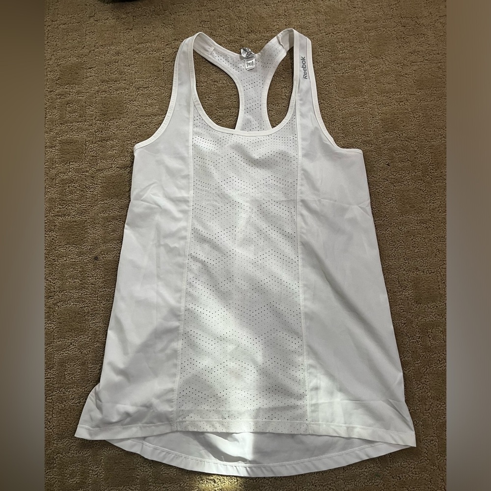 white reebok tank top size small
